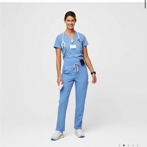 BRAND NEW W TAGS FIGS SET